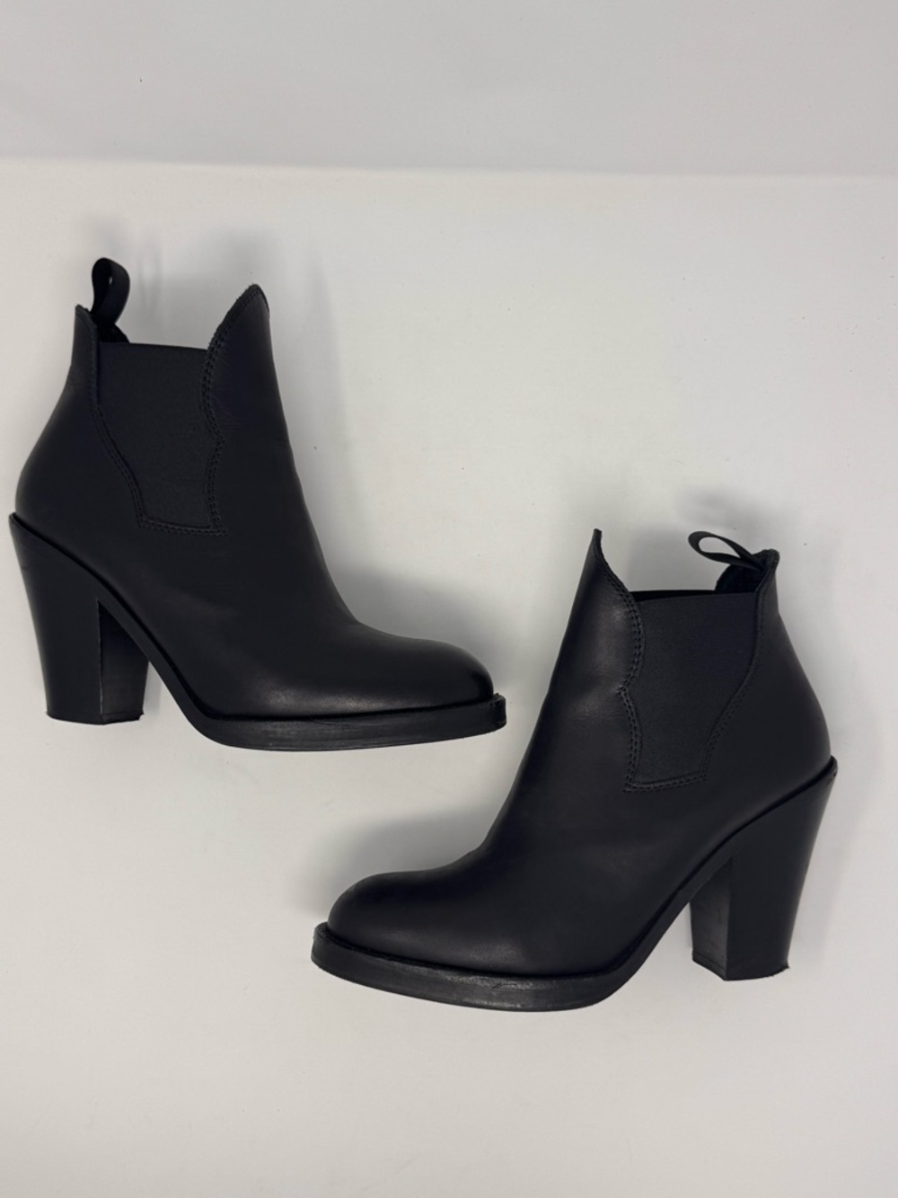 Acne Studios Size 39 US 9 Star Leather Heeled Black Chelsea Ankle Boots - Picture 4 of 14